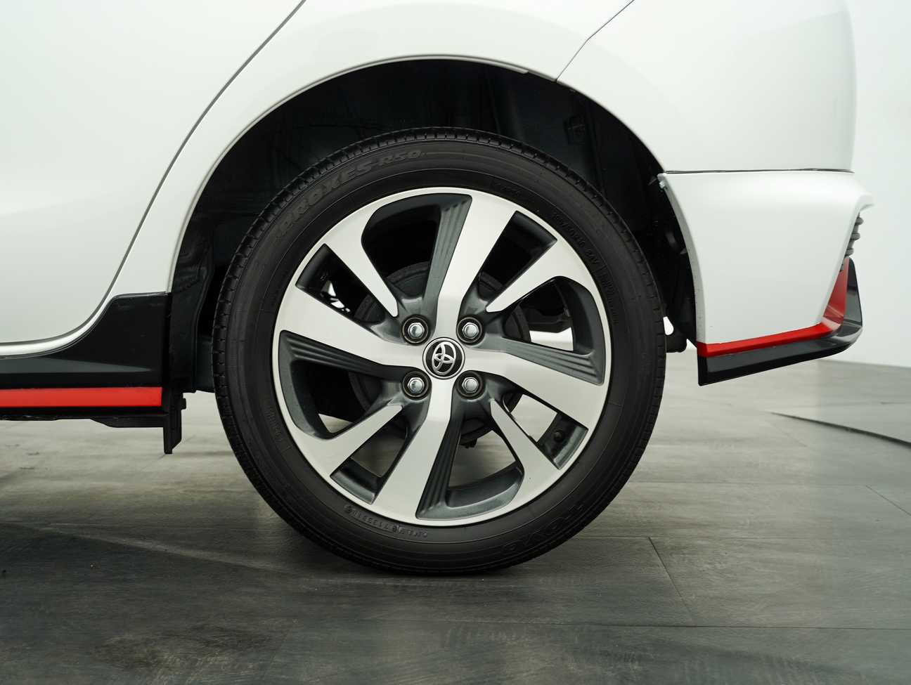 used 2019 Toyota Yaris E 1.5