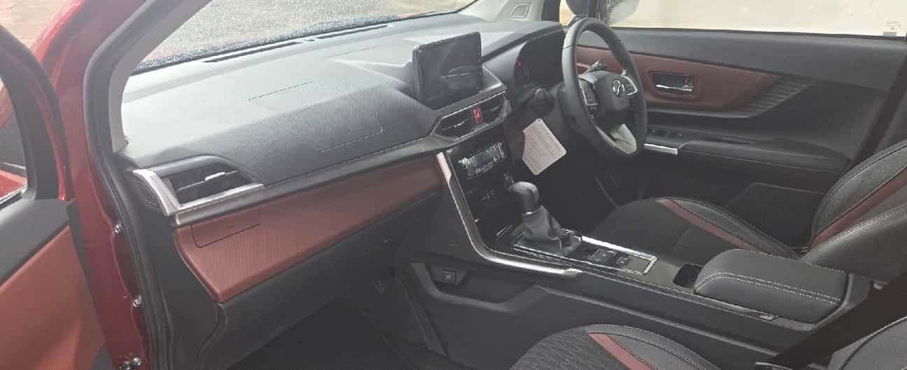 used 2023 Perodua Alza AV 1.5