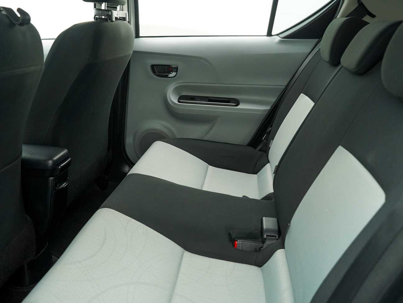 used 2013 Toyota Prius C Hybrid 1.5