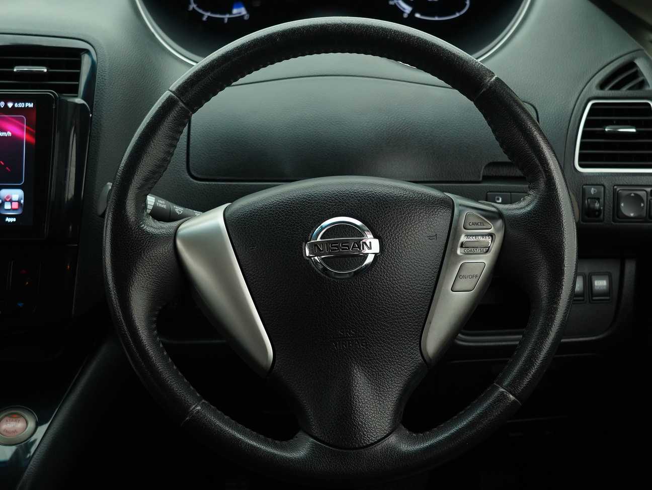 terpakai 2013 Nissan Serena S-Hybrid High-Way Star 2.0