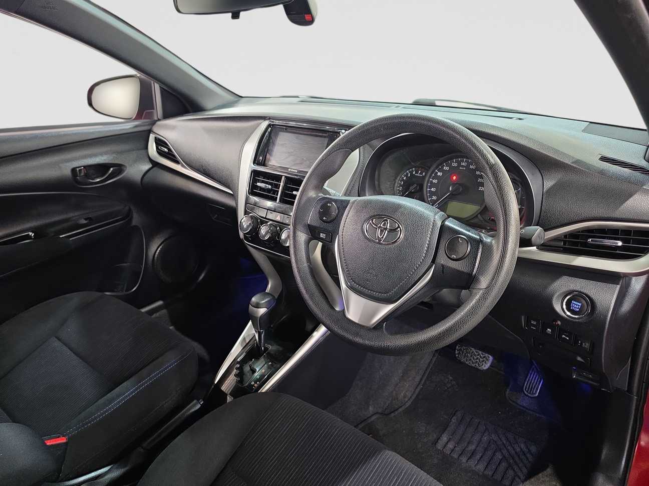 terpakai 2020 Toyota Yaris E 1.5