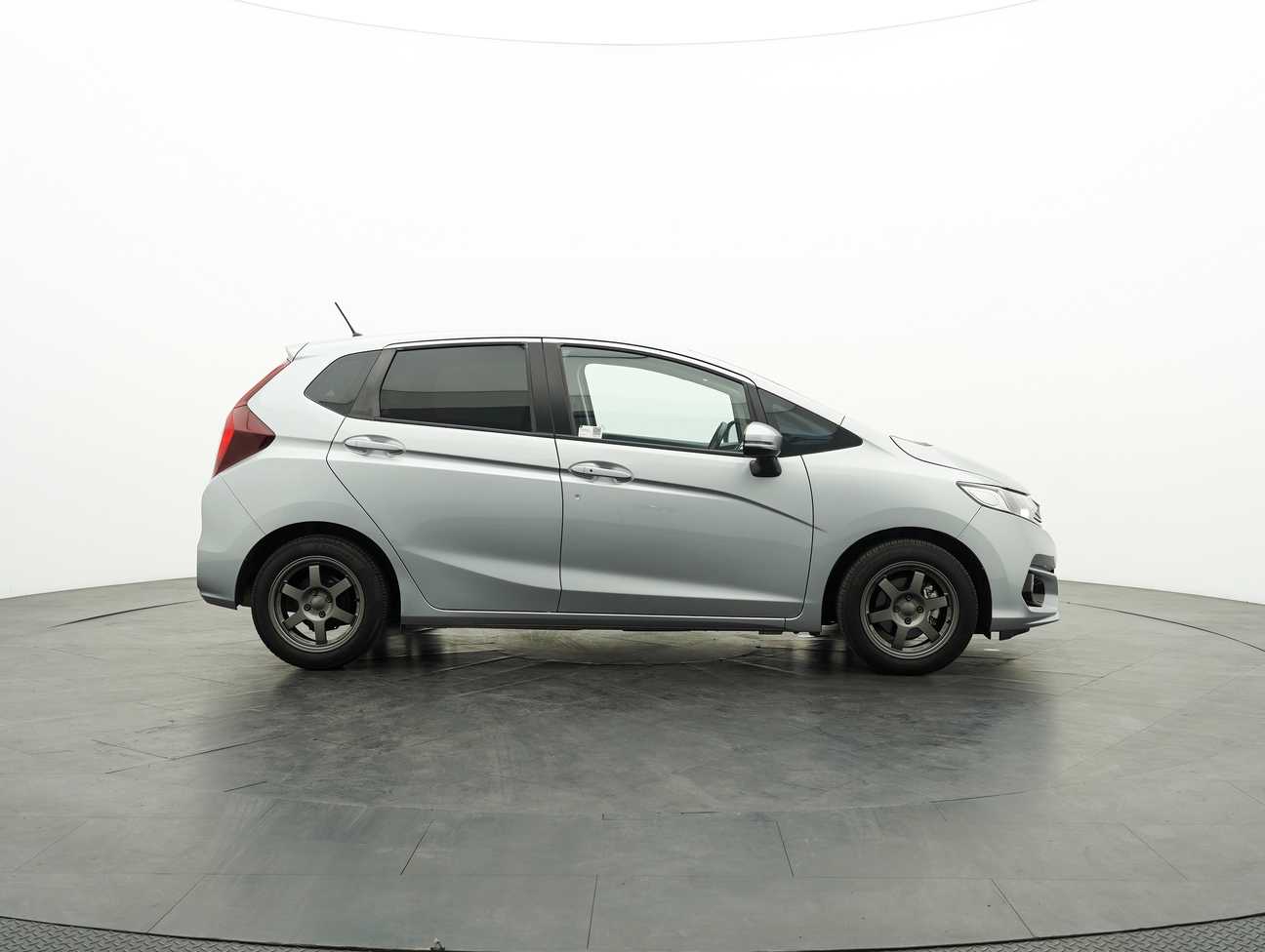 used 2019 Honda Jazz V 1.5