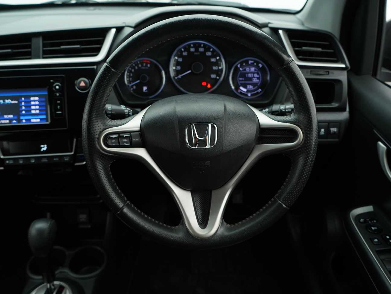 used 2018 Honda BR-V V 1.5