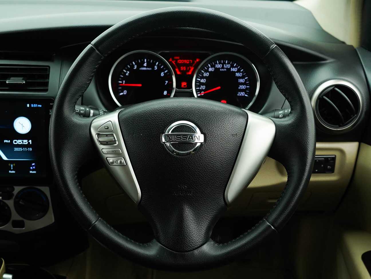 used 2013 Nissan Grand Livina Comfort 1.8