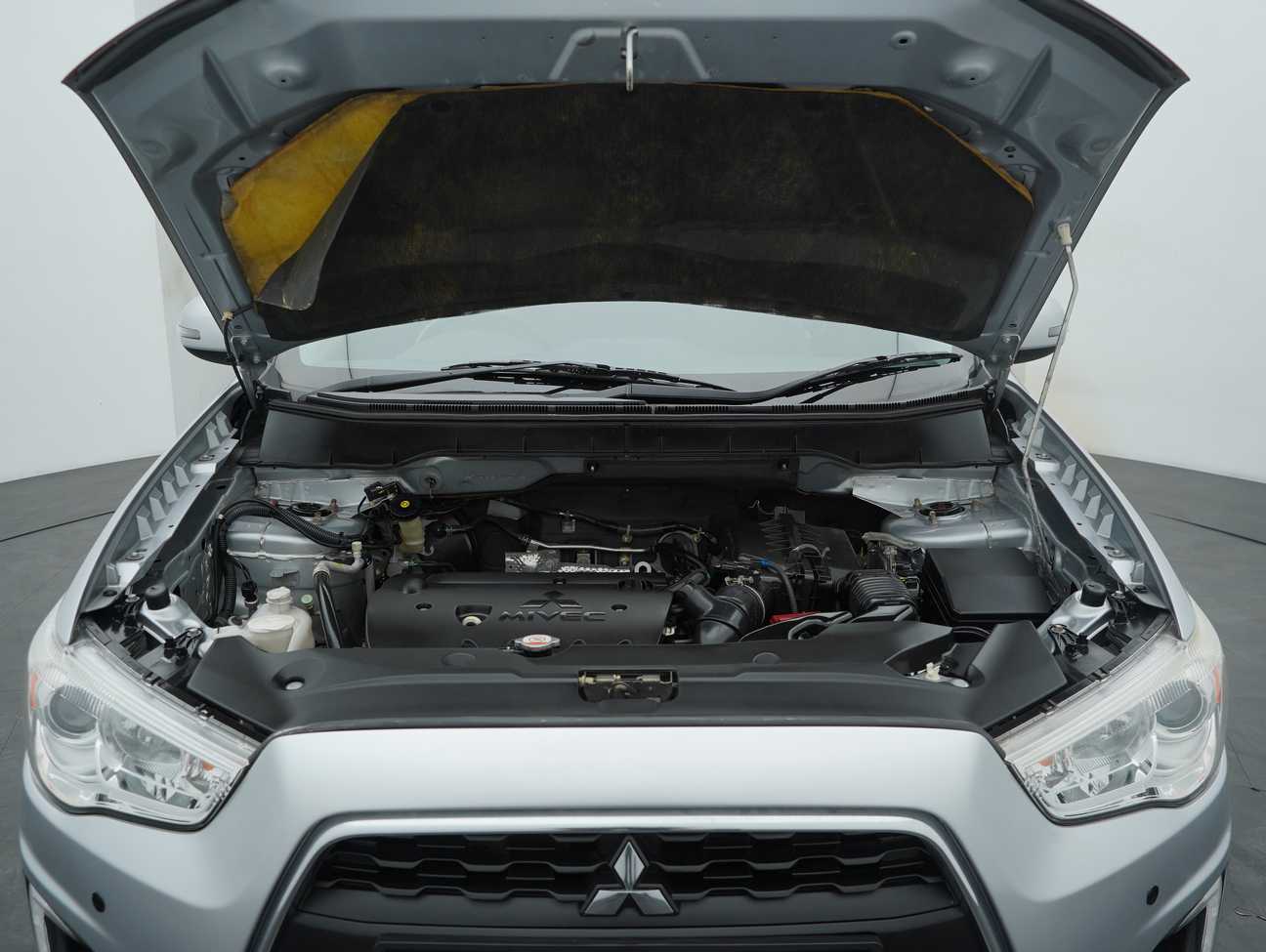 used 2016 Mitsubishi ASX  2.0