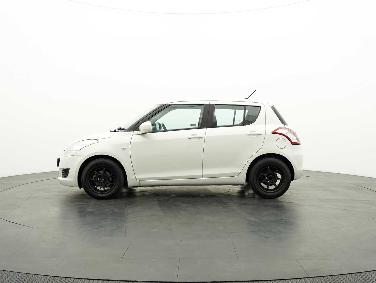 used 2014 Suzuki Swift GL 1.4