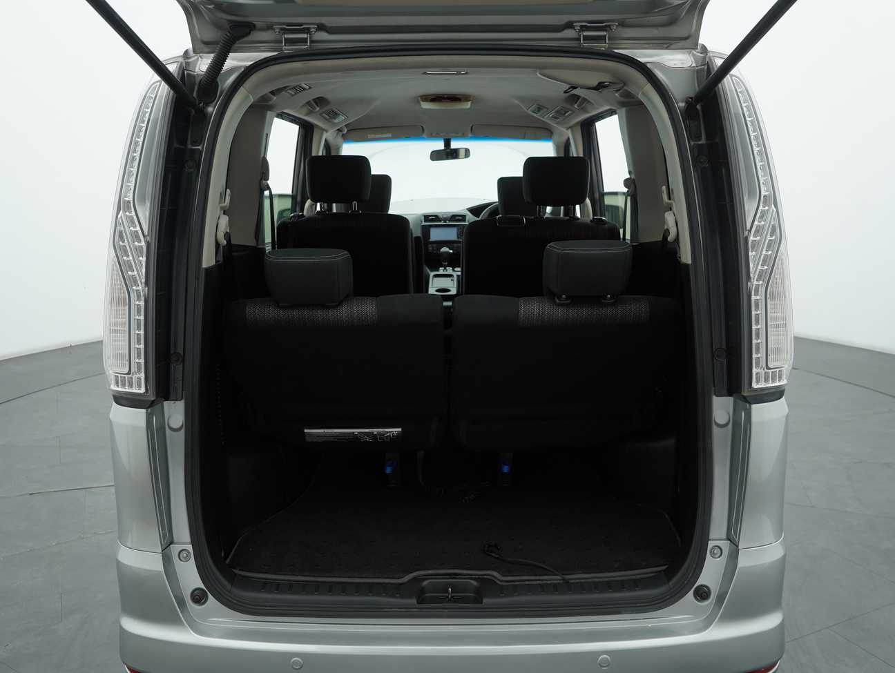 terpakai 2016 Nissan Serena S-Hybrid High-Way Star 2.0