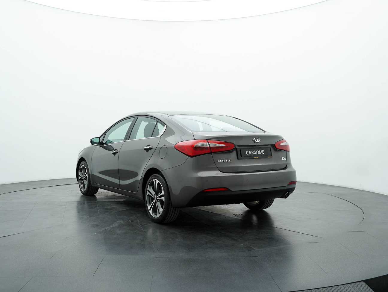 terpakai 2014 Kia Cerato  1.6