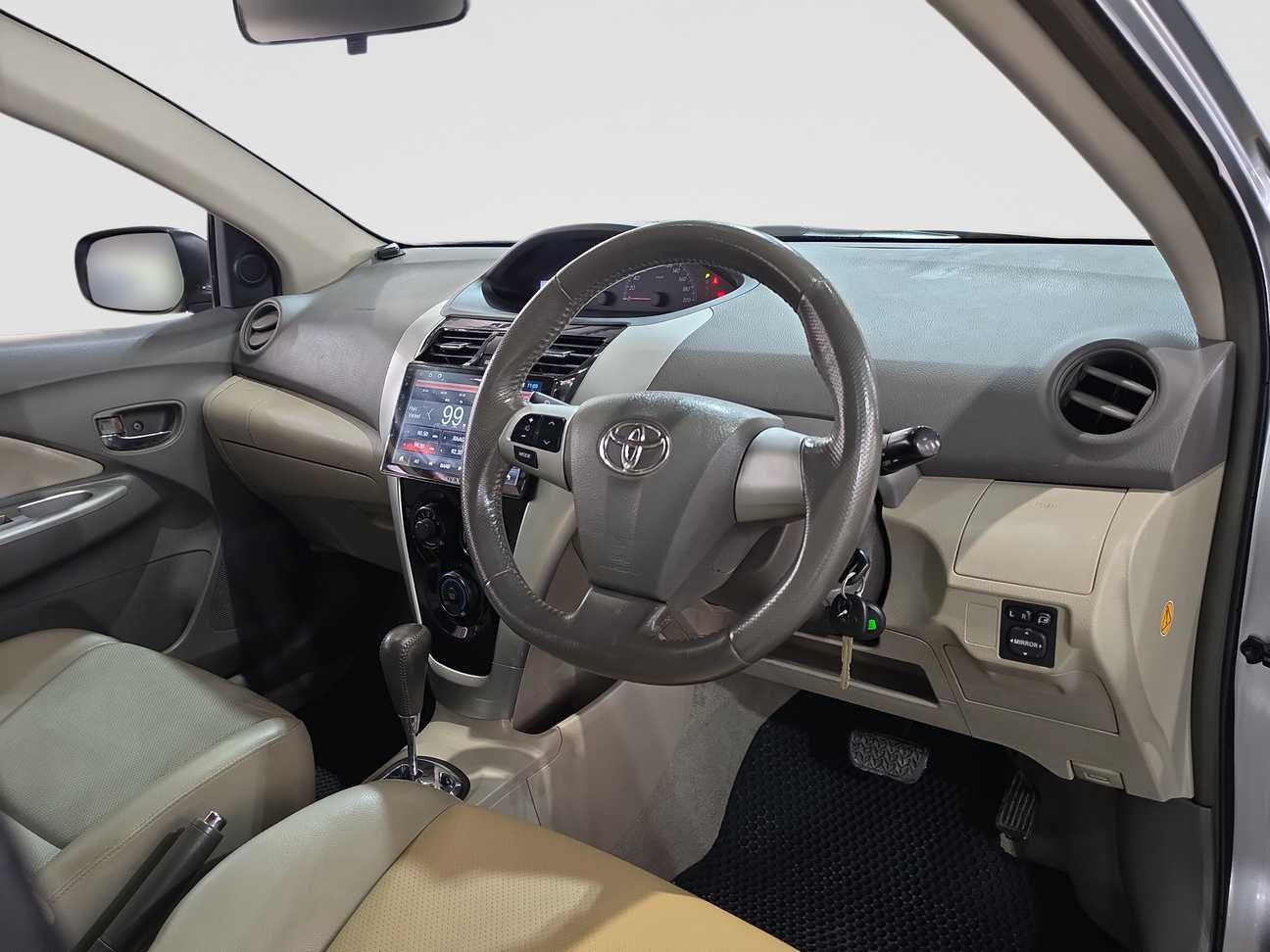 terpakai 2011 Toyota Vios G 1.5