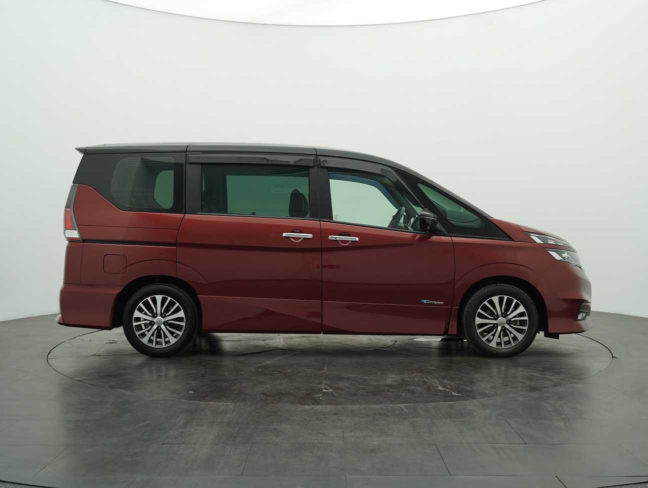 used 2020 Nissan Serena S-Hybrid High-Way Star 2.0