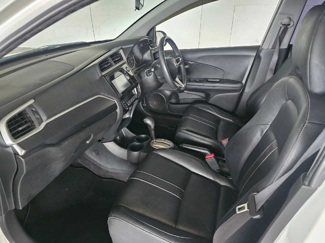 used 2018 Honda BR-V V 1.5