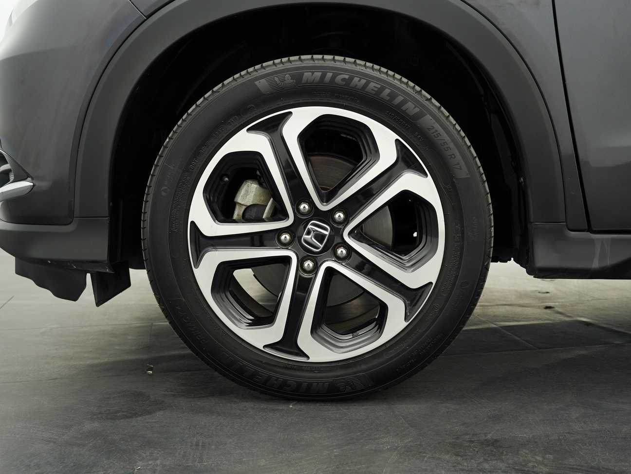 used 2015 Honda HR-V V 1.8