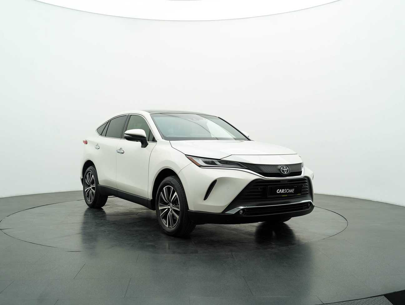 used 2021 Toyota Harrier Luxury 2.0