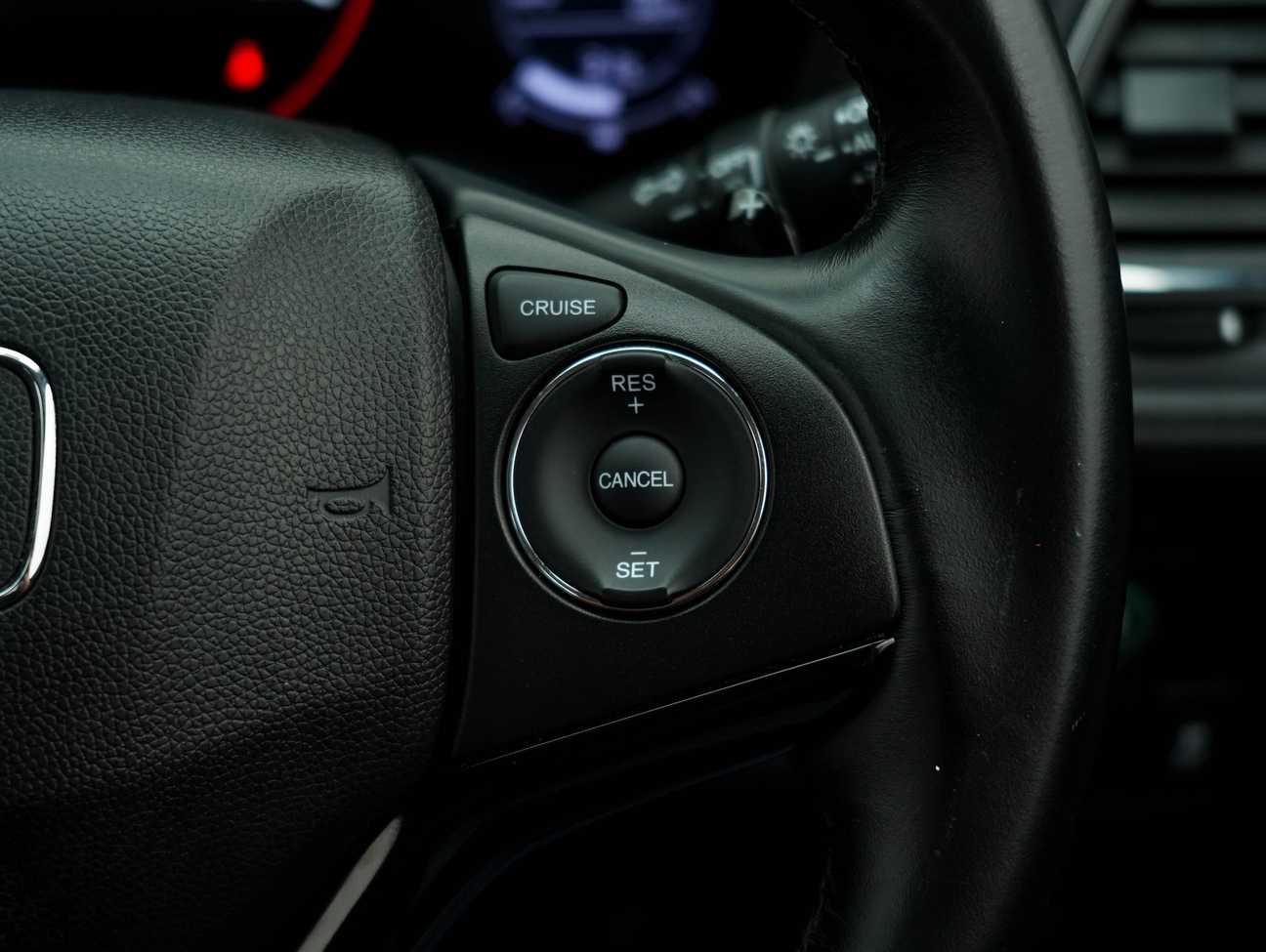 terpakai 2019 Honda HR-V i-VTEC V 1.8