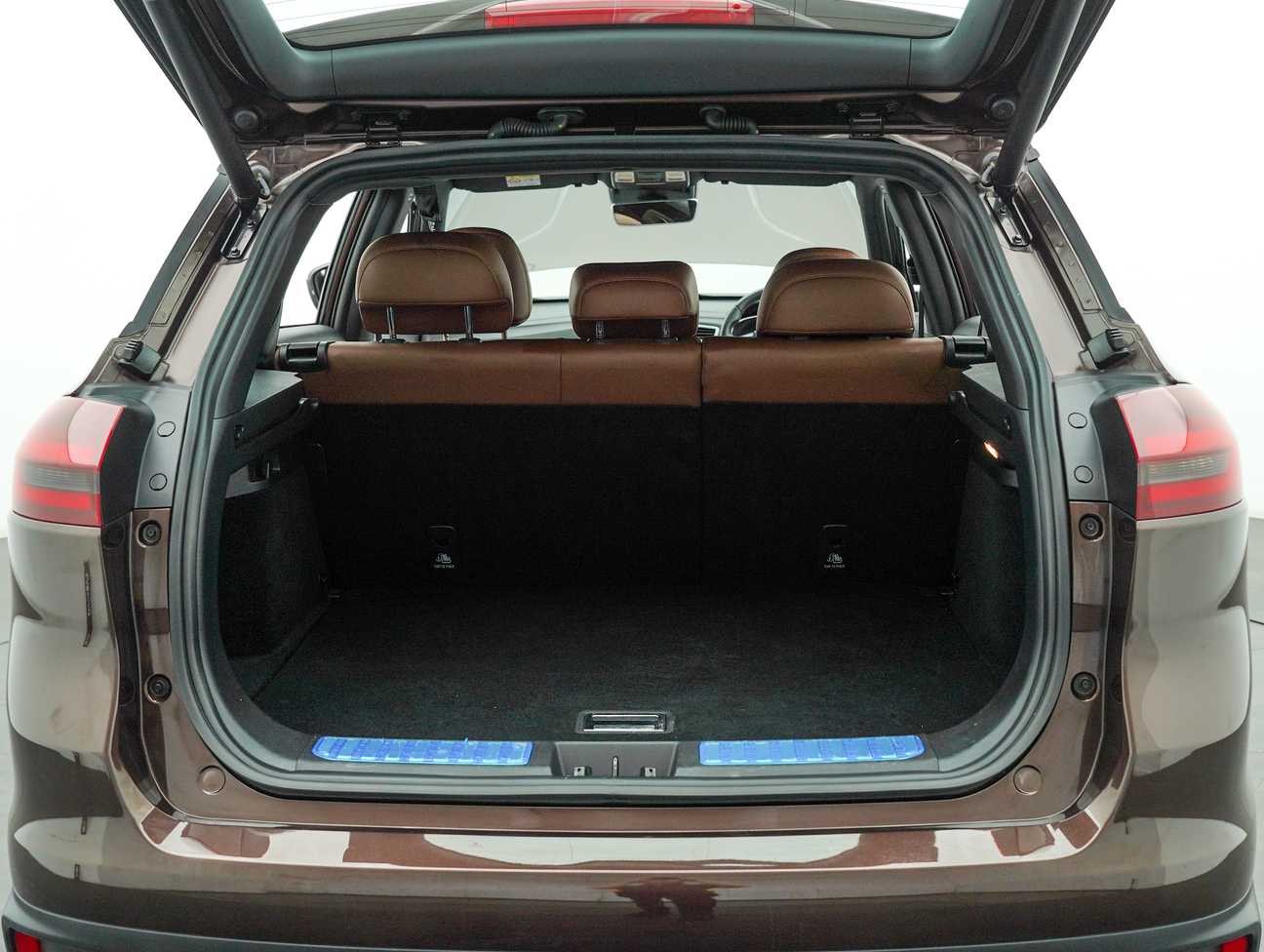 used 2022 Proton X70 Premium 1.5