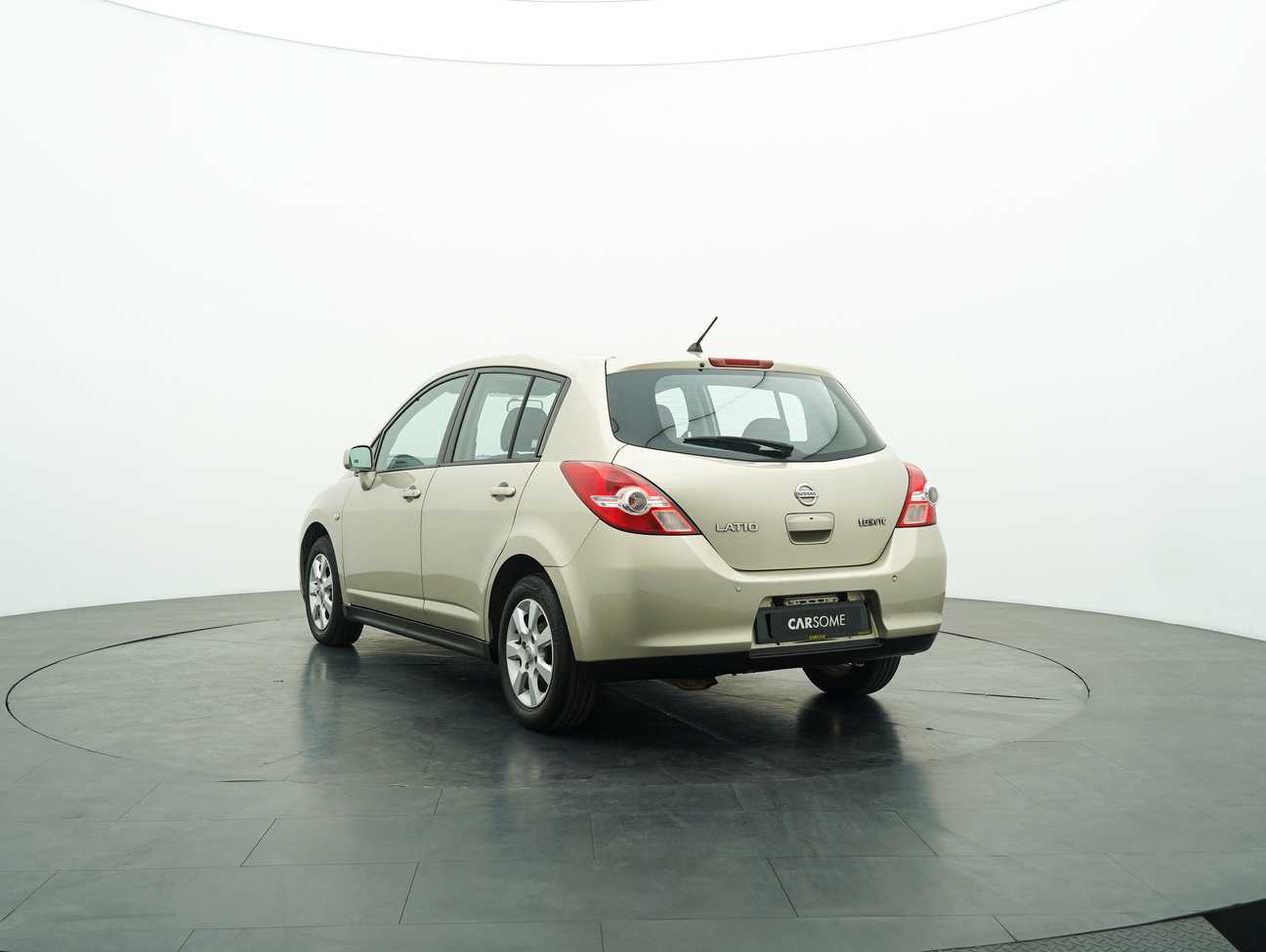 used 2014 Nissan Latio Comfort 1.8