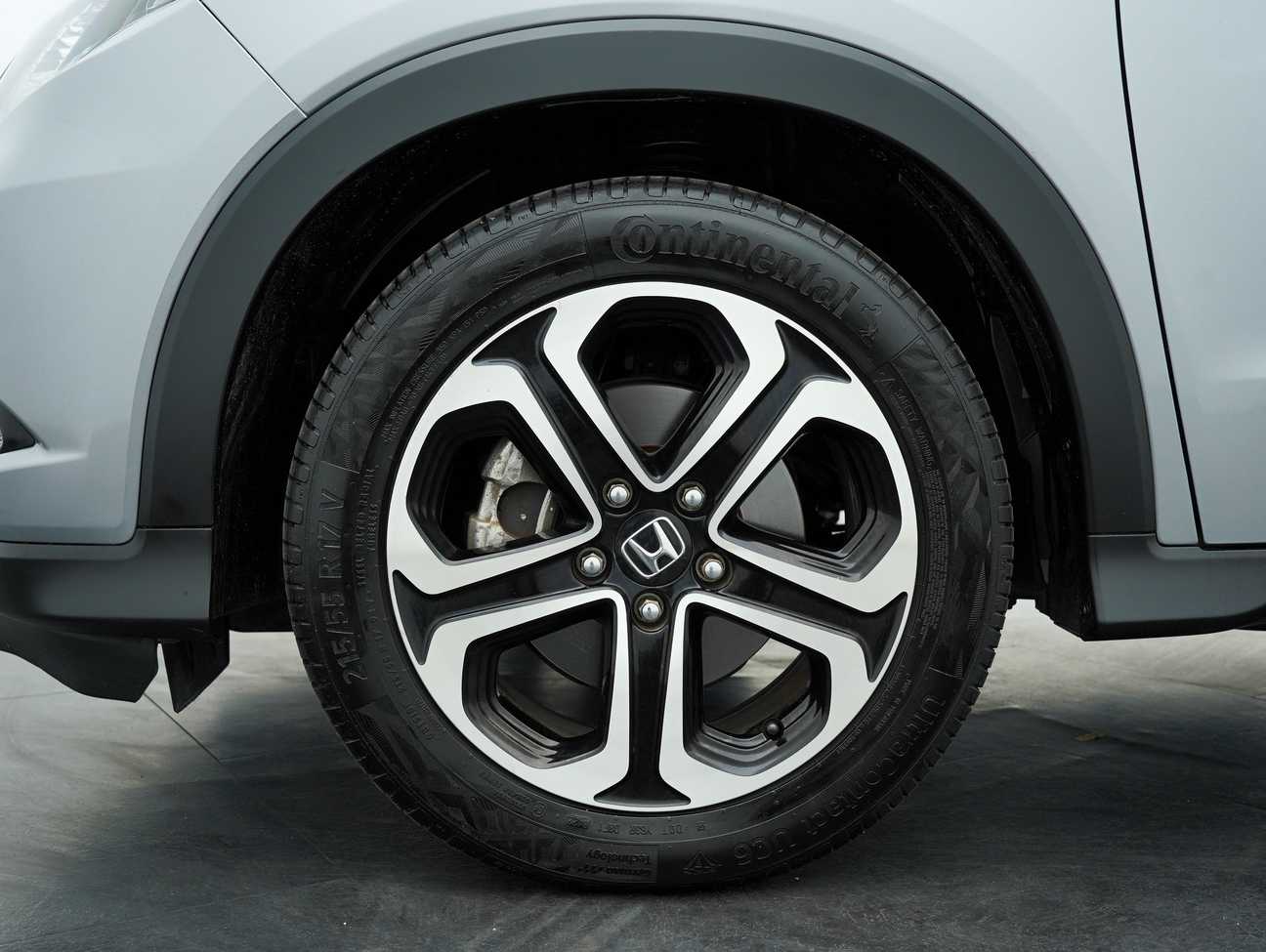 terpakai 2017 Honda HR-V E 1.8