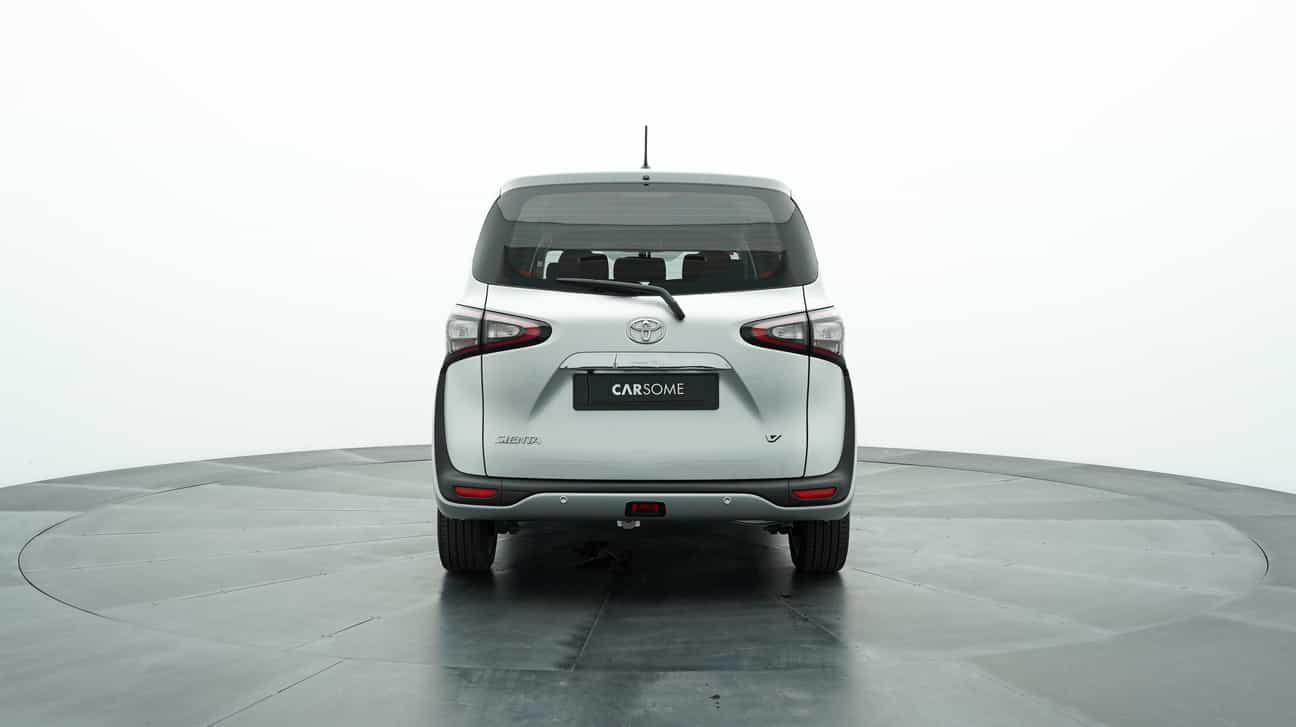 used 2017 Toyota SIENTA V 1.5