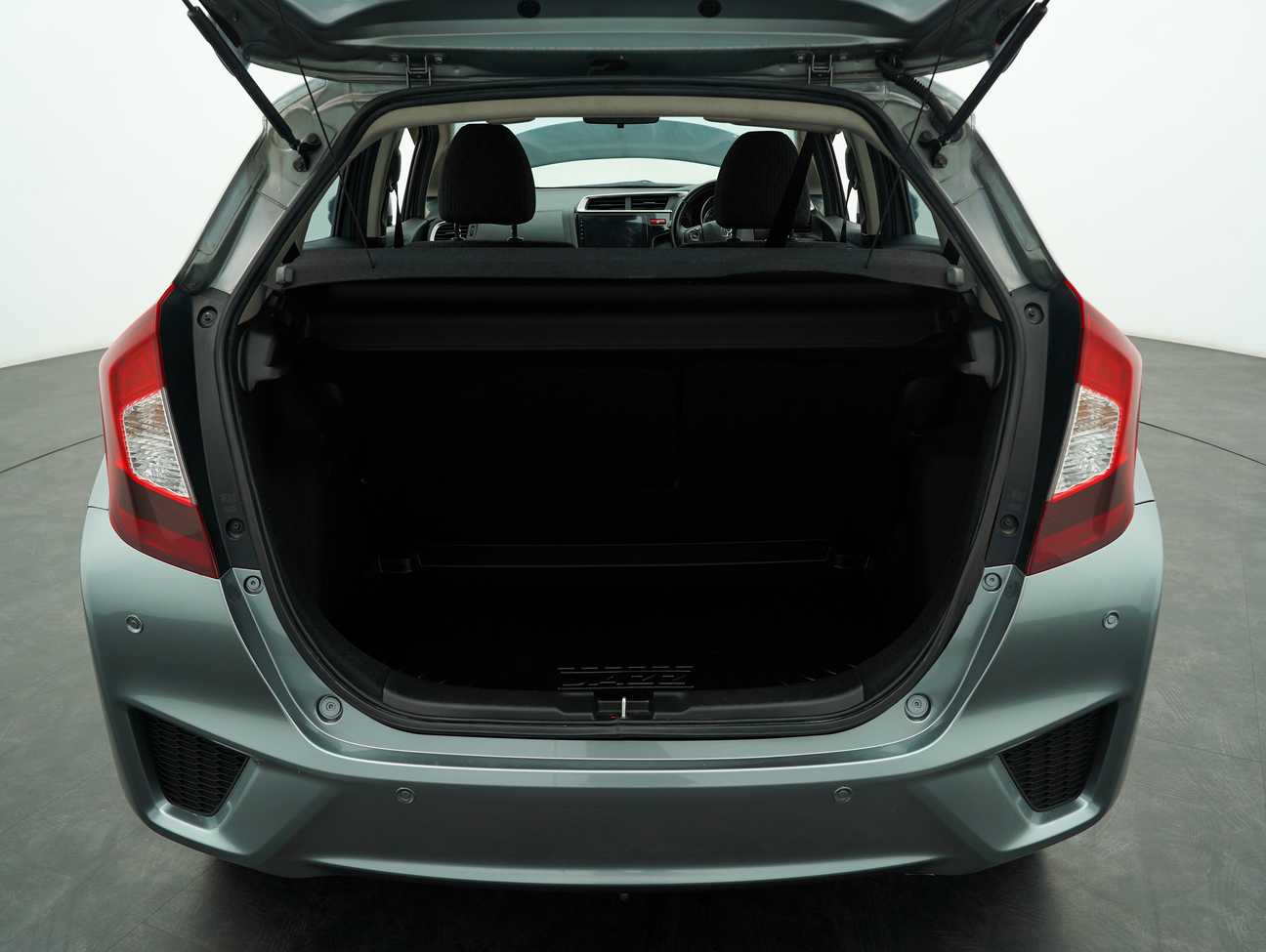 used 2015 Honda Jazz V 1.5