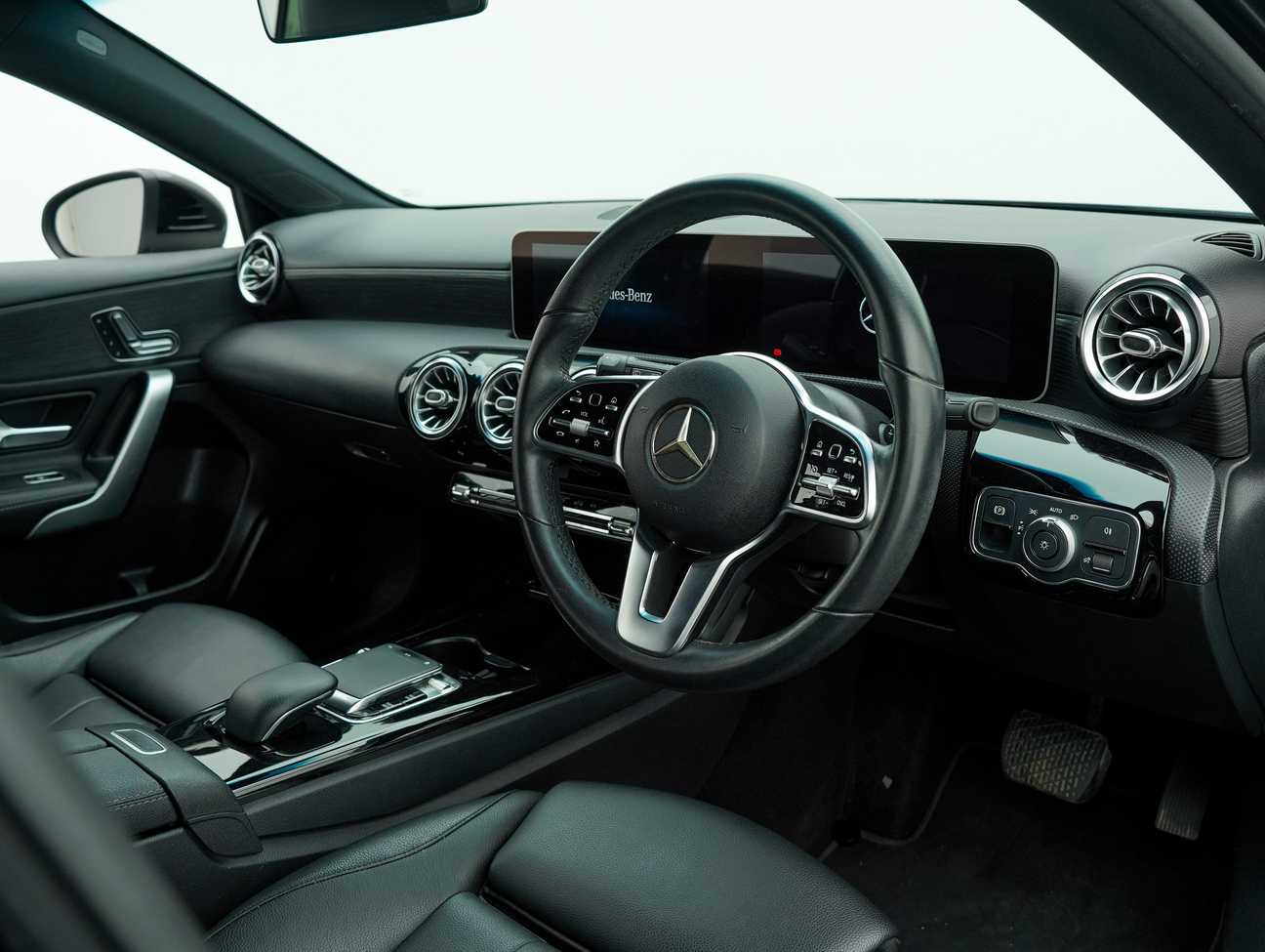 used 2018 Mercedes-Benz A200 Progressive Line 1.3