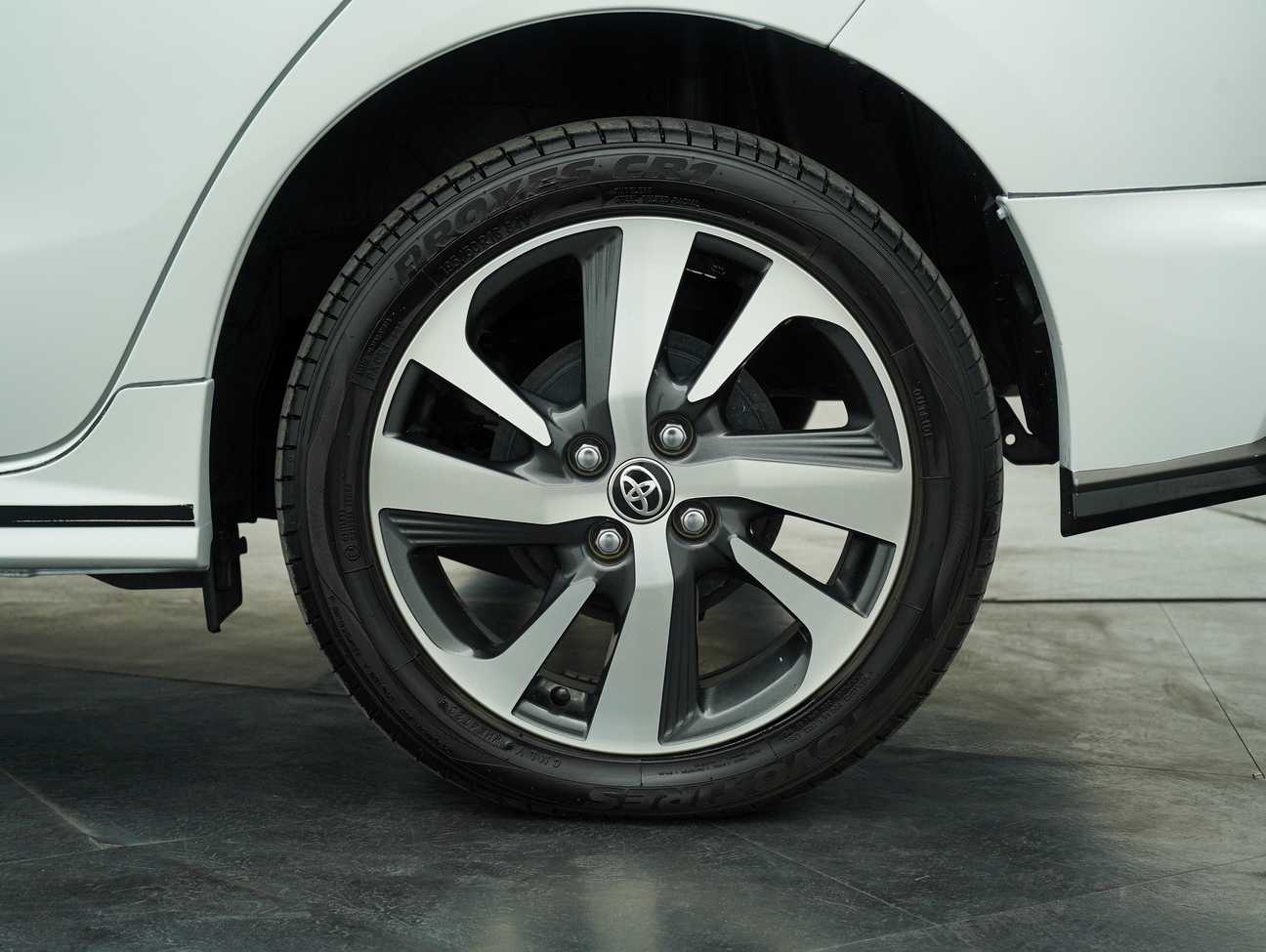 used 2021 Toyota Yaris E 1.5