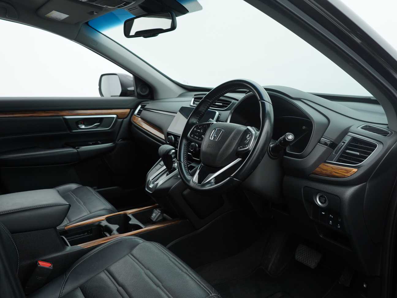 terpakai 2018 Honda CR-V TC-P VTEC 1.5