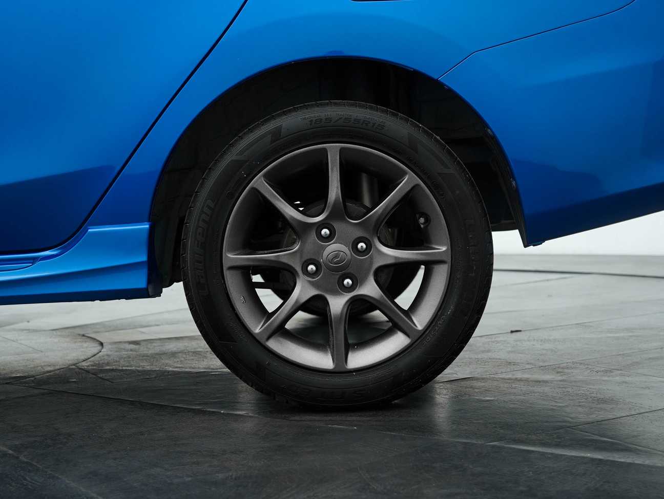 terpakai 2017 Perodua Bezza Advance Premium 1.3