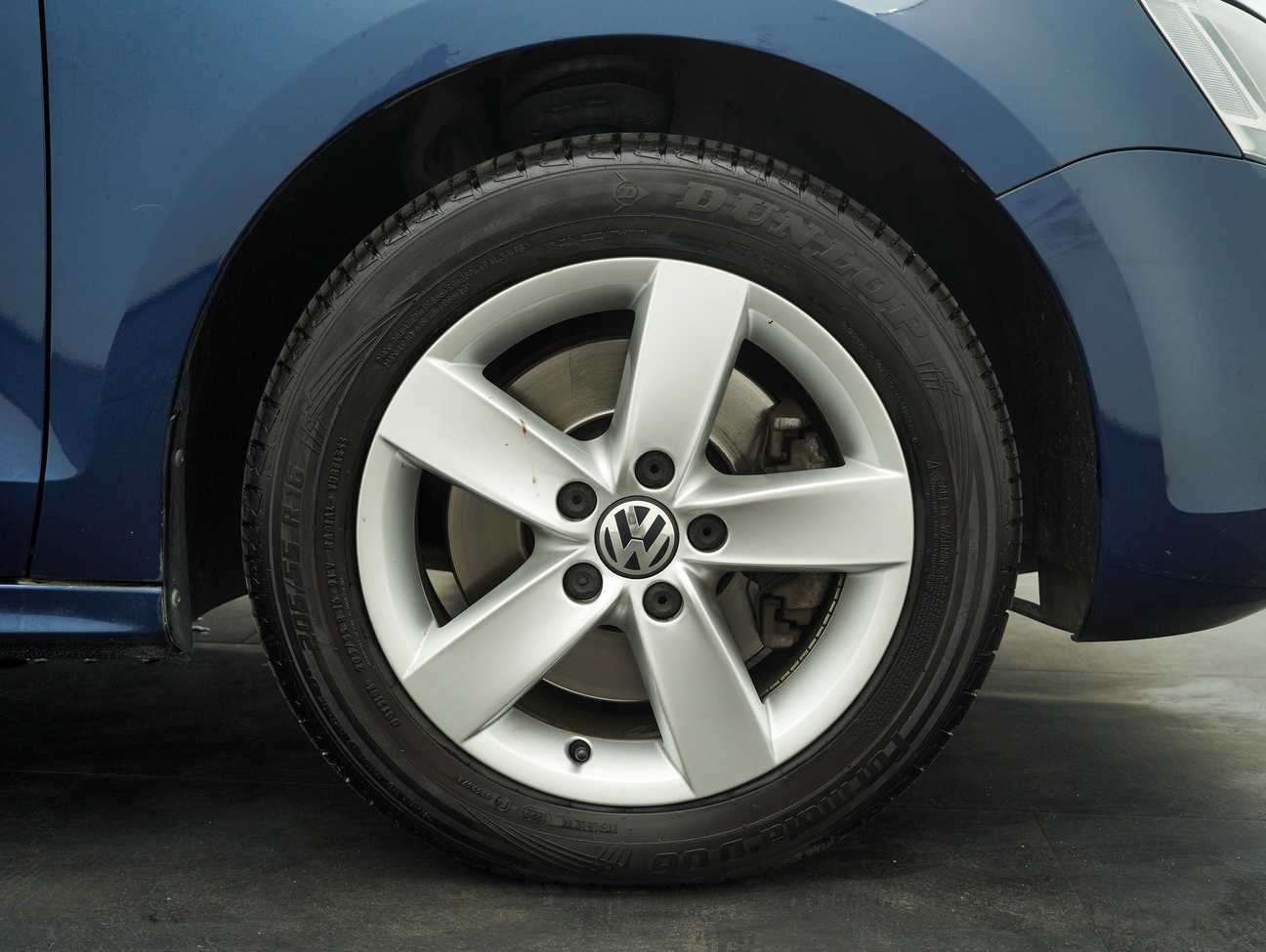 terpakai 2013 Volkswagen Jetta TSI 1.4