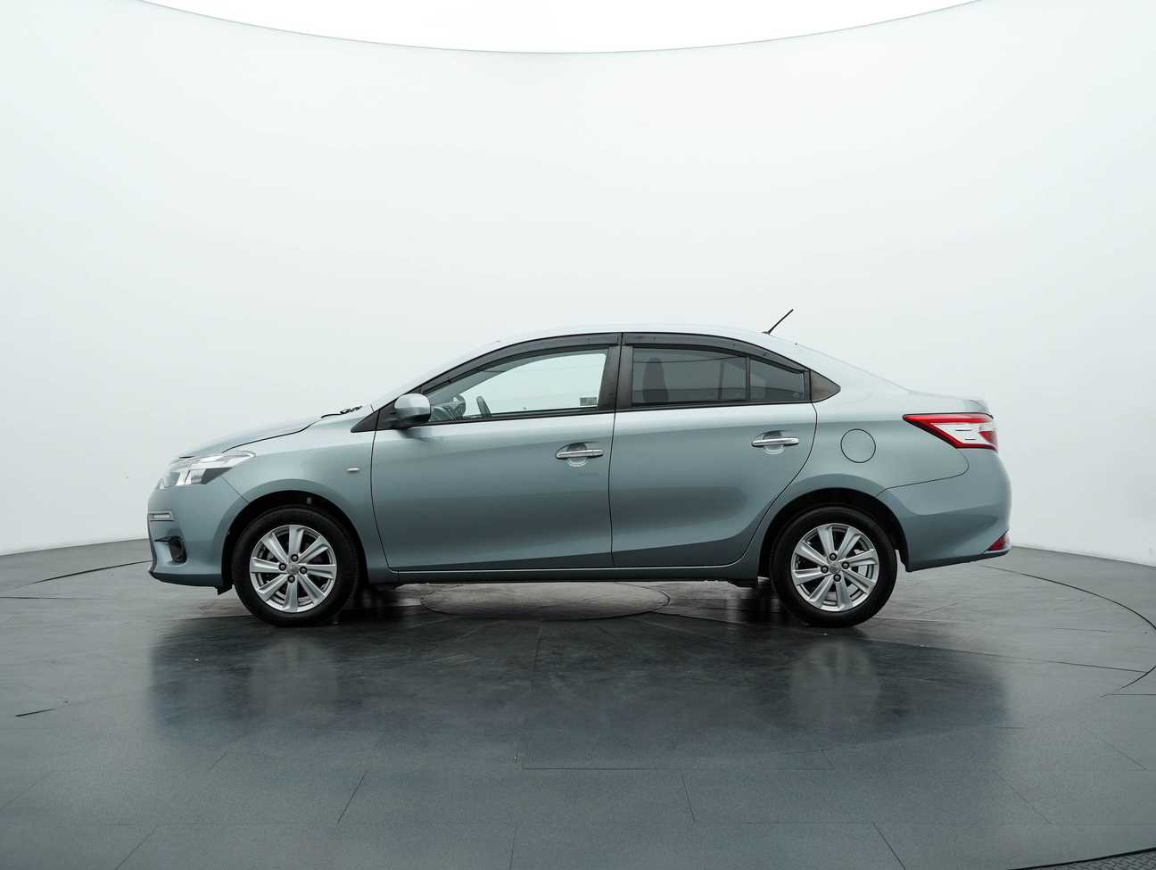 used 2017 Toyota Vios J 1.5
