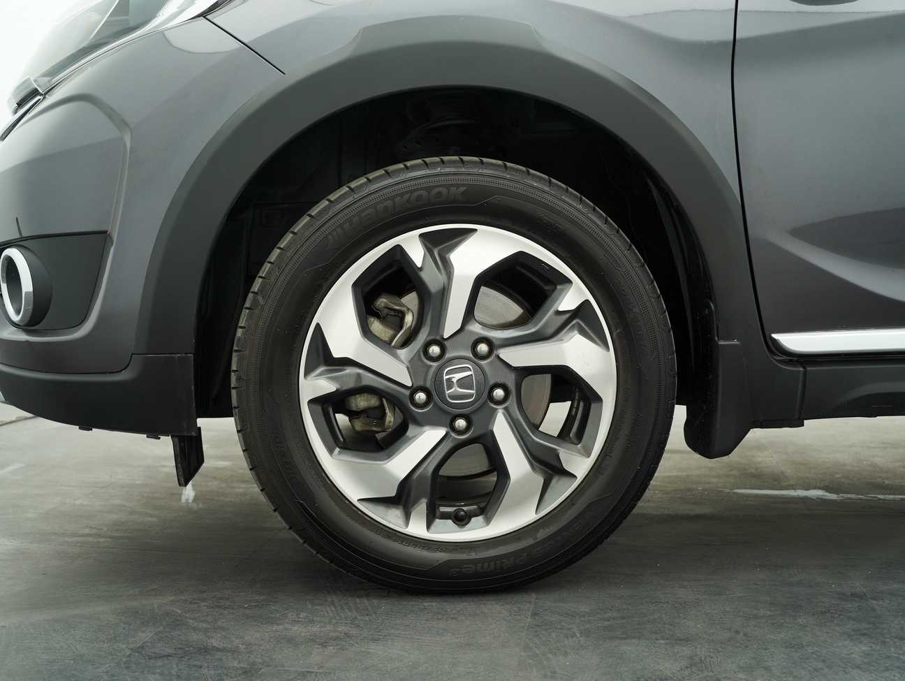 used 2018 Honda BR-V V 1.5