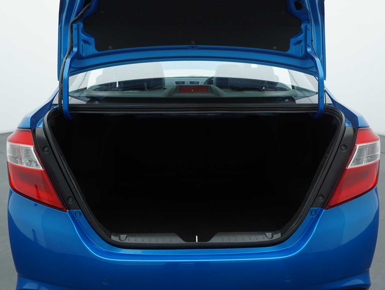 terpakai 2017 Perodua Bezza Advance 1.3