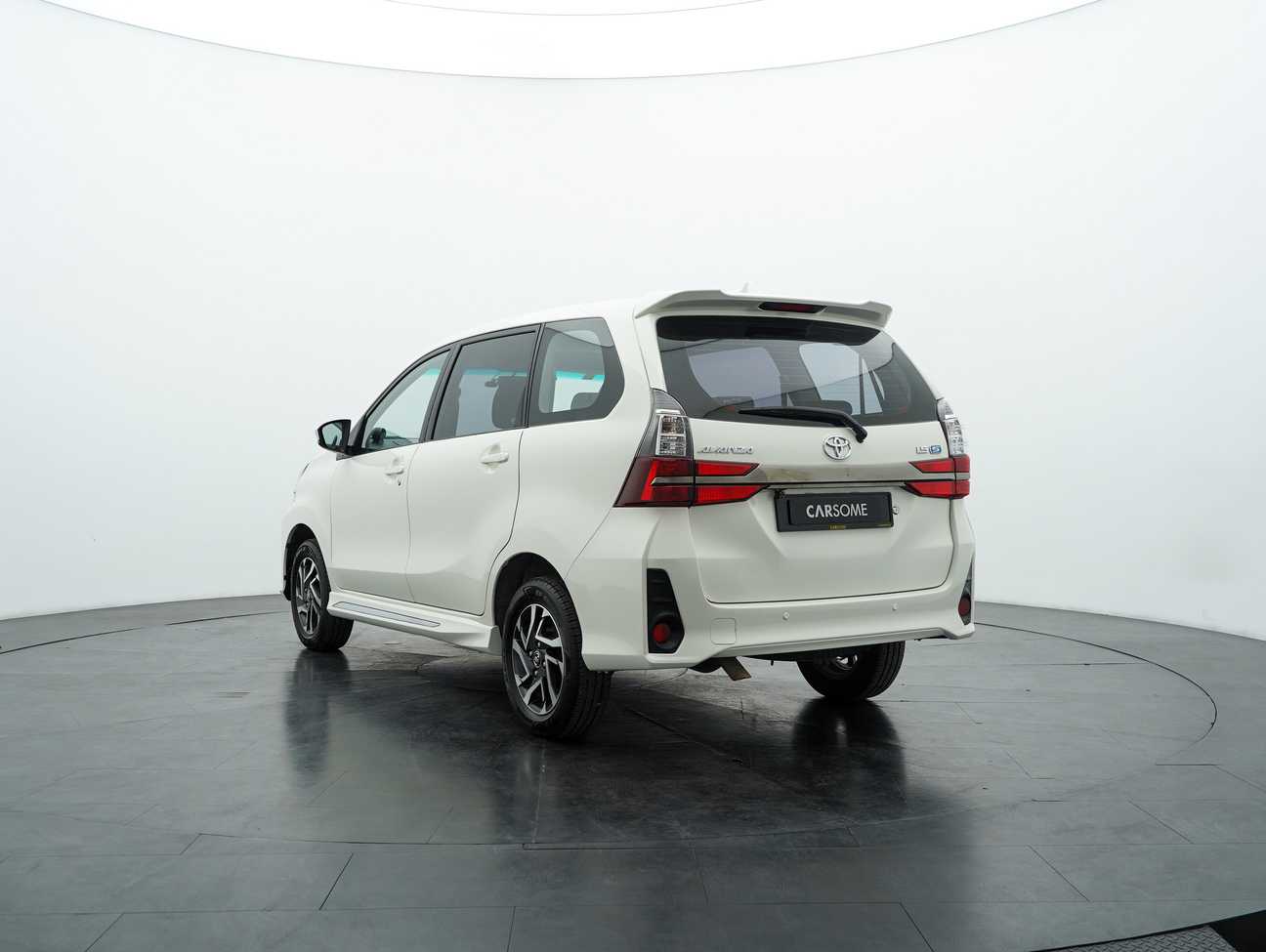terpakai 2021 Toyota Avanza S 1.5