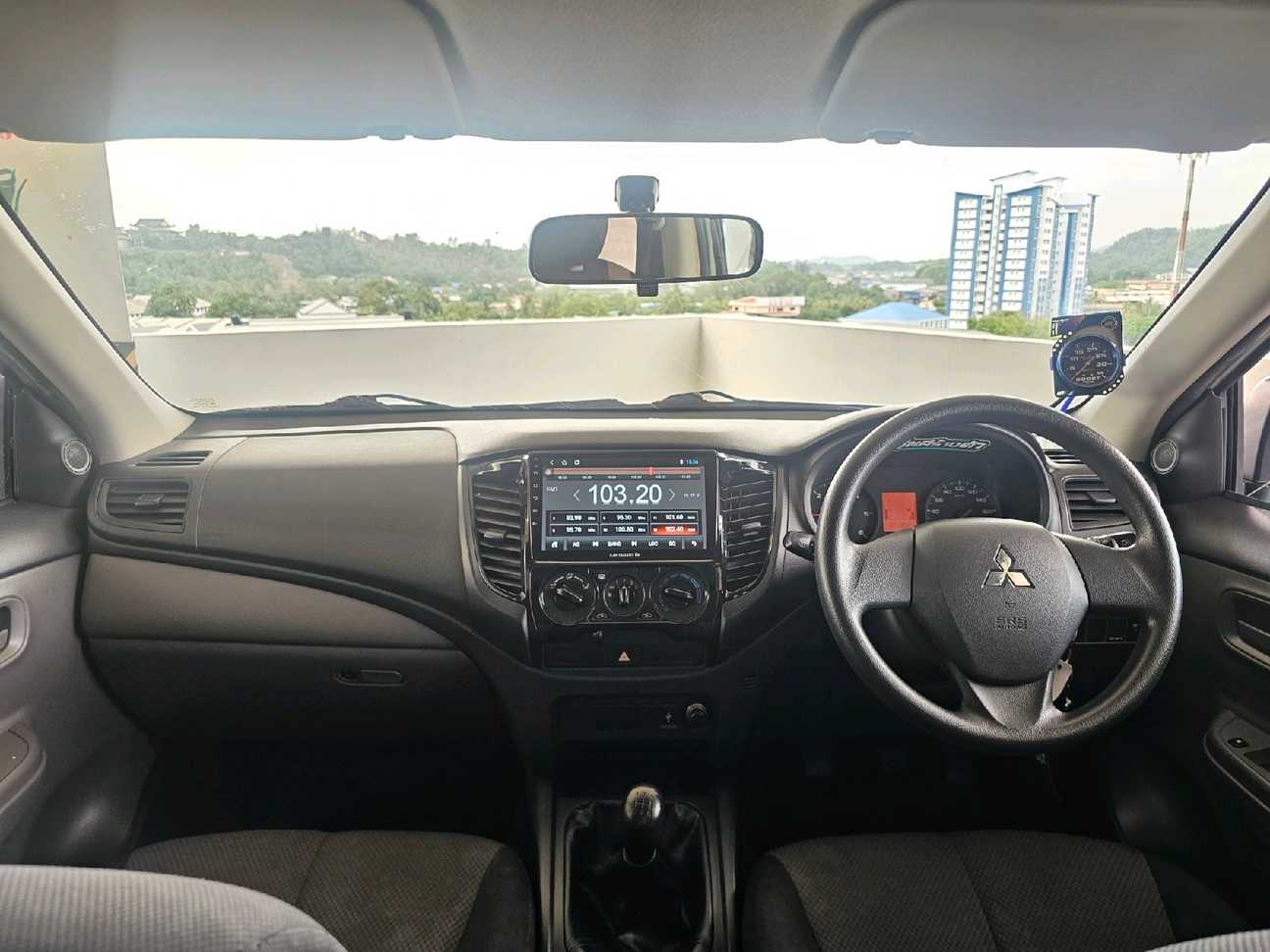 used 2016 Mitsubishi Triton Quest Dual Cab 2.5