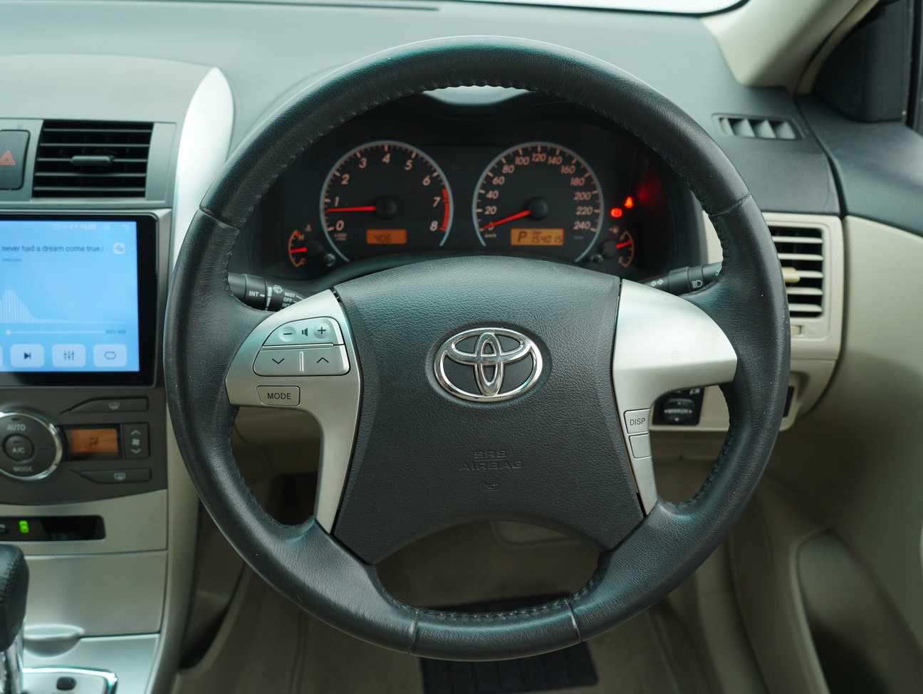 terpakai 2012 Toyota Corolla Altis E 1.8