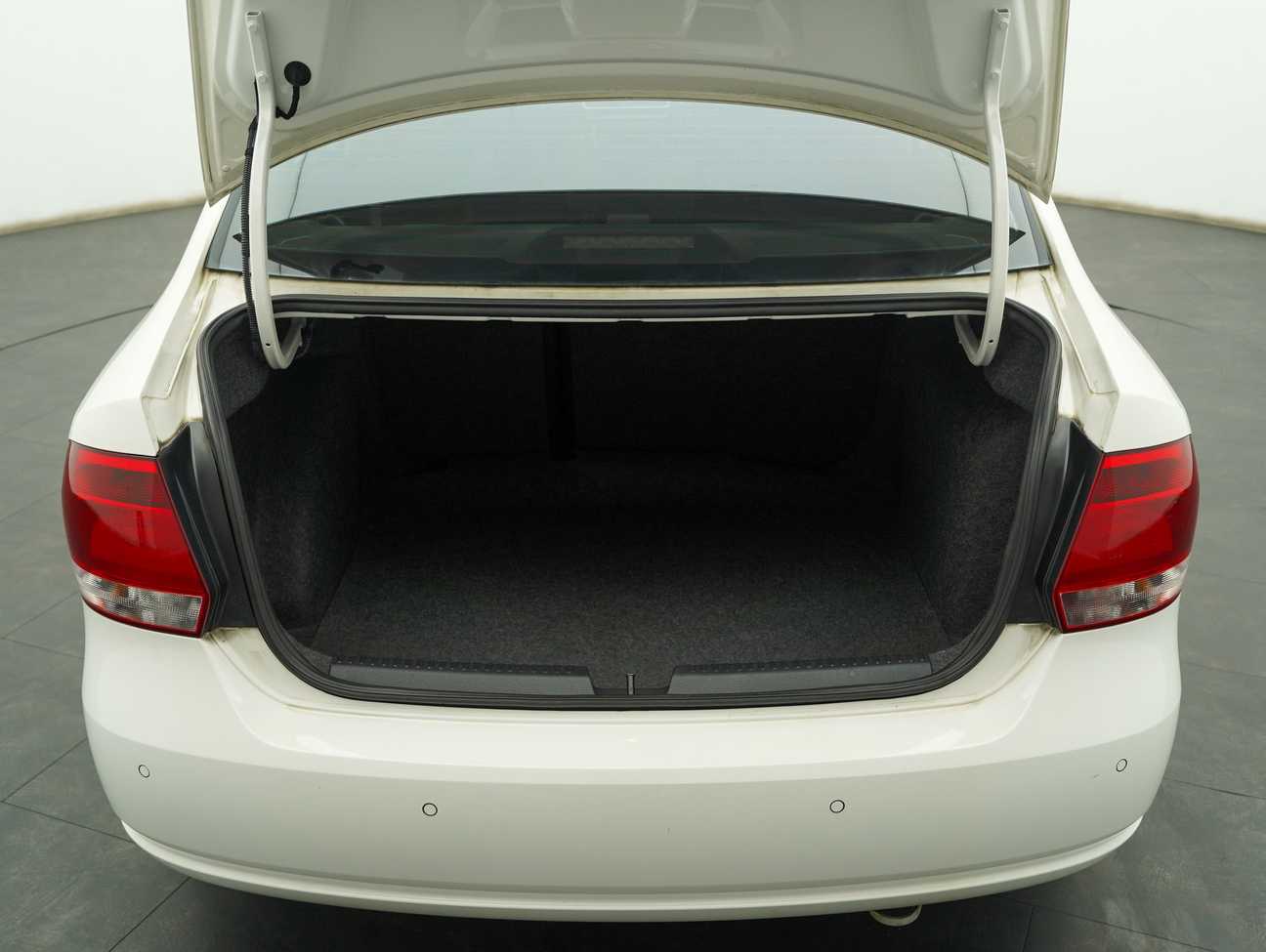 terpakai 2014 Volkswagen Polo  1.6