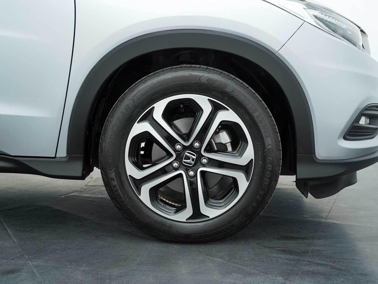 terpakai 2020 Honda HR-V V 1.8