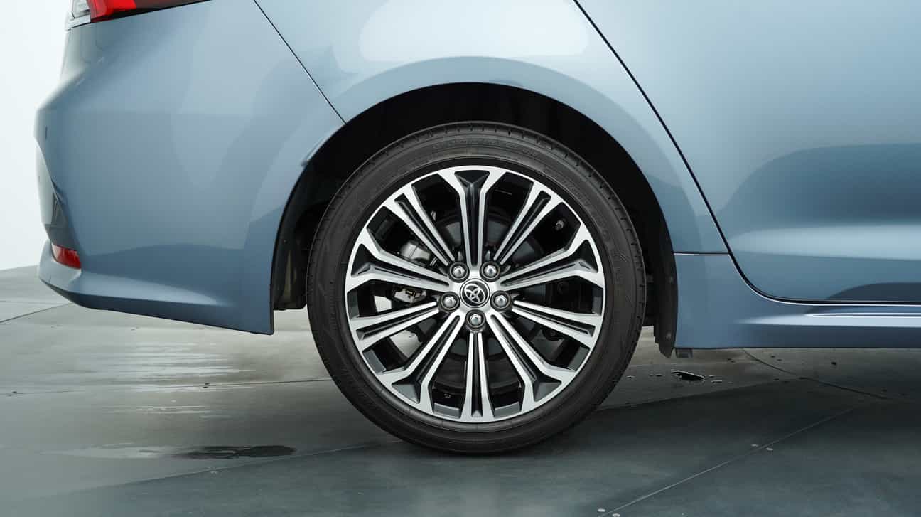 terpakai 2020 Toyota COROLLA ALTIS G 1.8