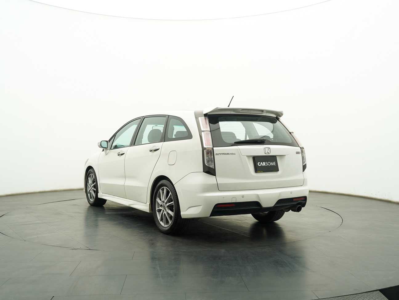 used 2013 Honda Stream RSZ 1.8