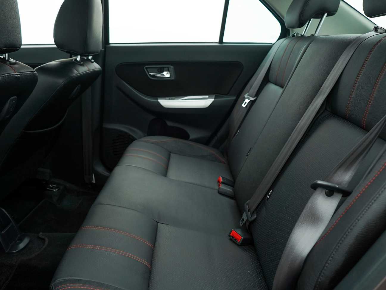 terpakai 2022 Perodua Bezza Advance 1.3