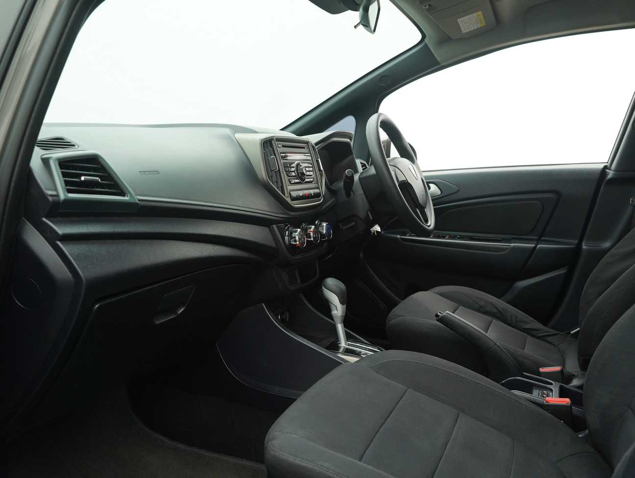 used 2015 Proton Iriz Standard 1.3