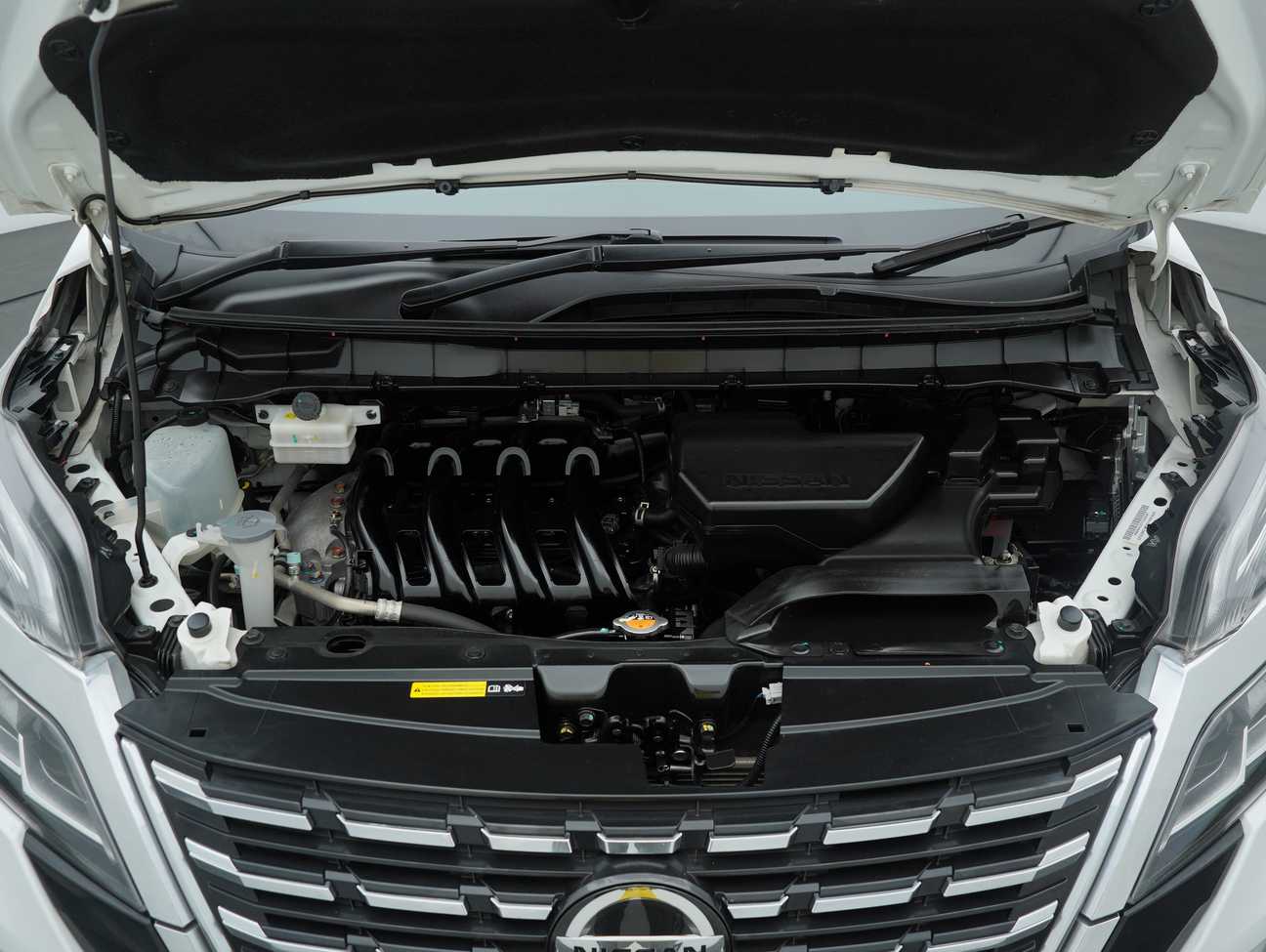 used 2022 Nissan Serena S-Hybrid High-Way Star Premium 2.0