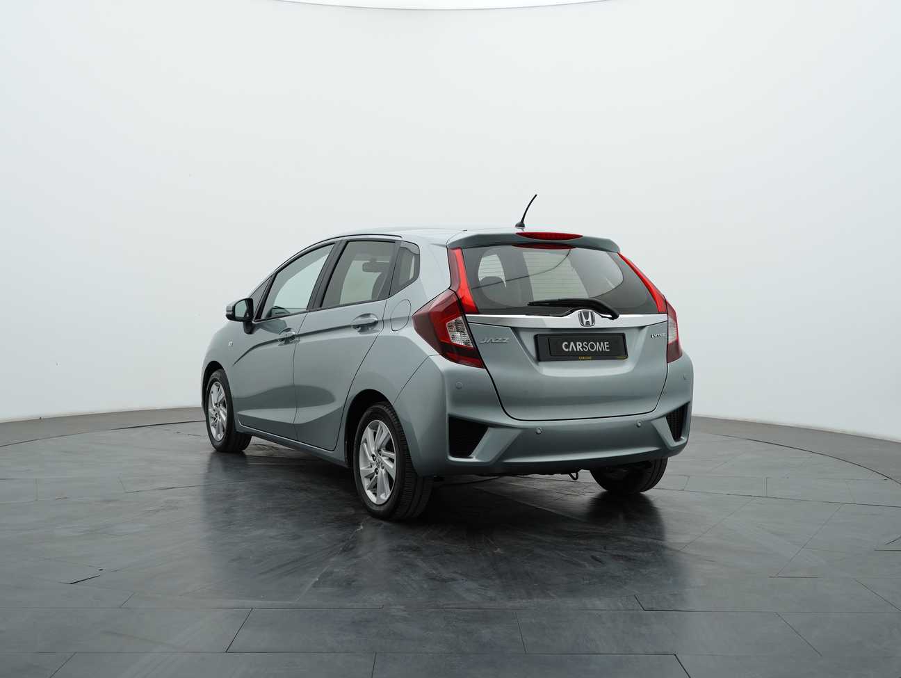 used 2015 Honda Jazz E 1.5