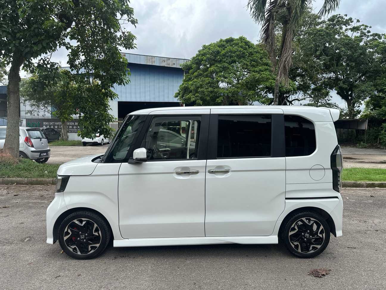 used 2018 Honda N-Box Custom G L 0.7
