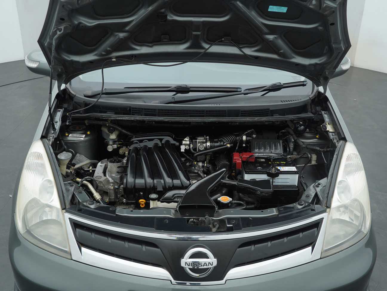 used 2013 Nissan Grand Livina Comfort 1.6