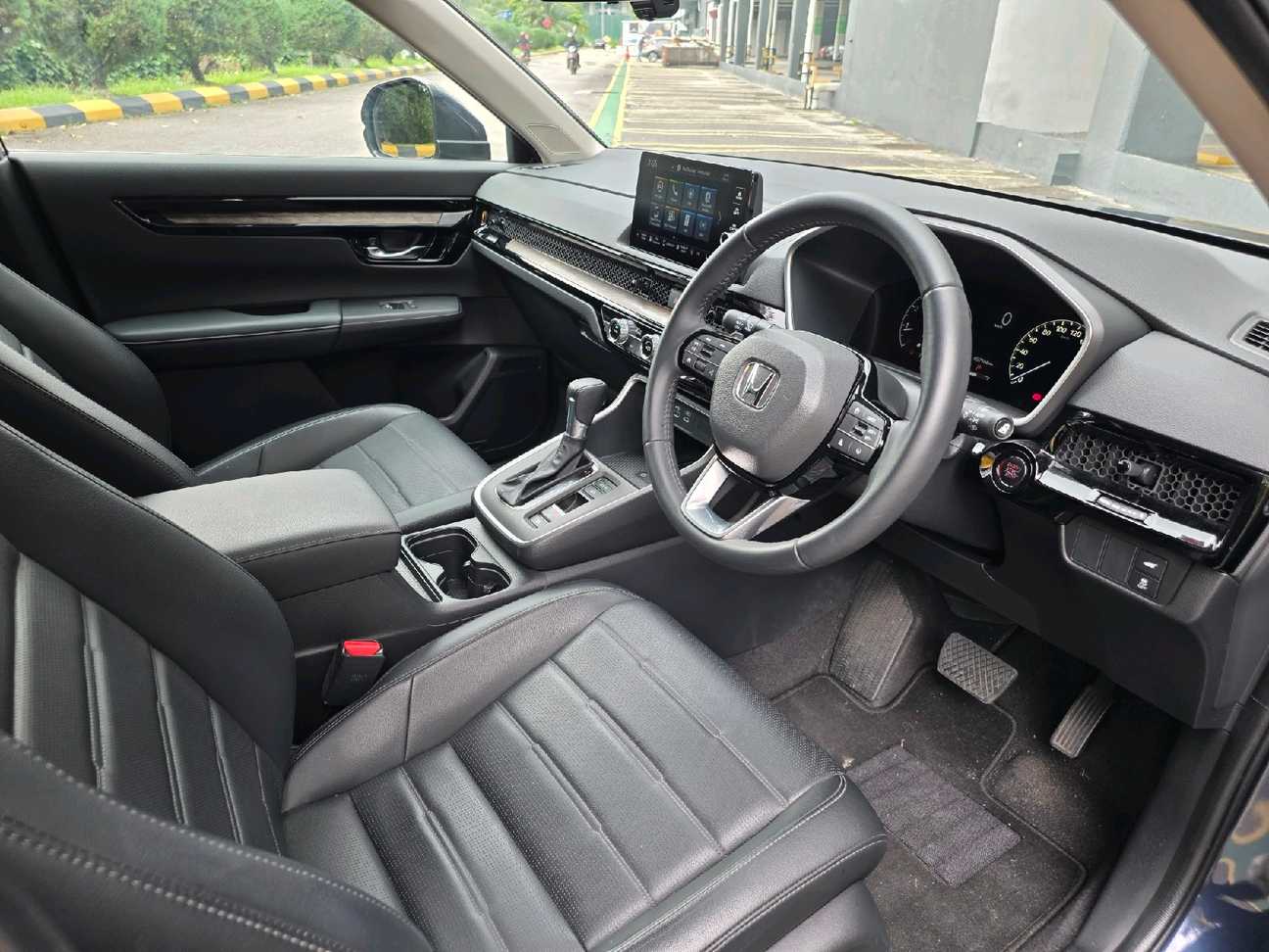 terpakai 2024 Honda CR-V V 1.5