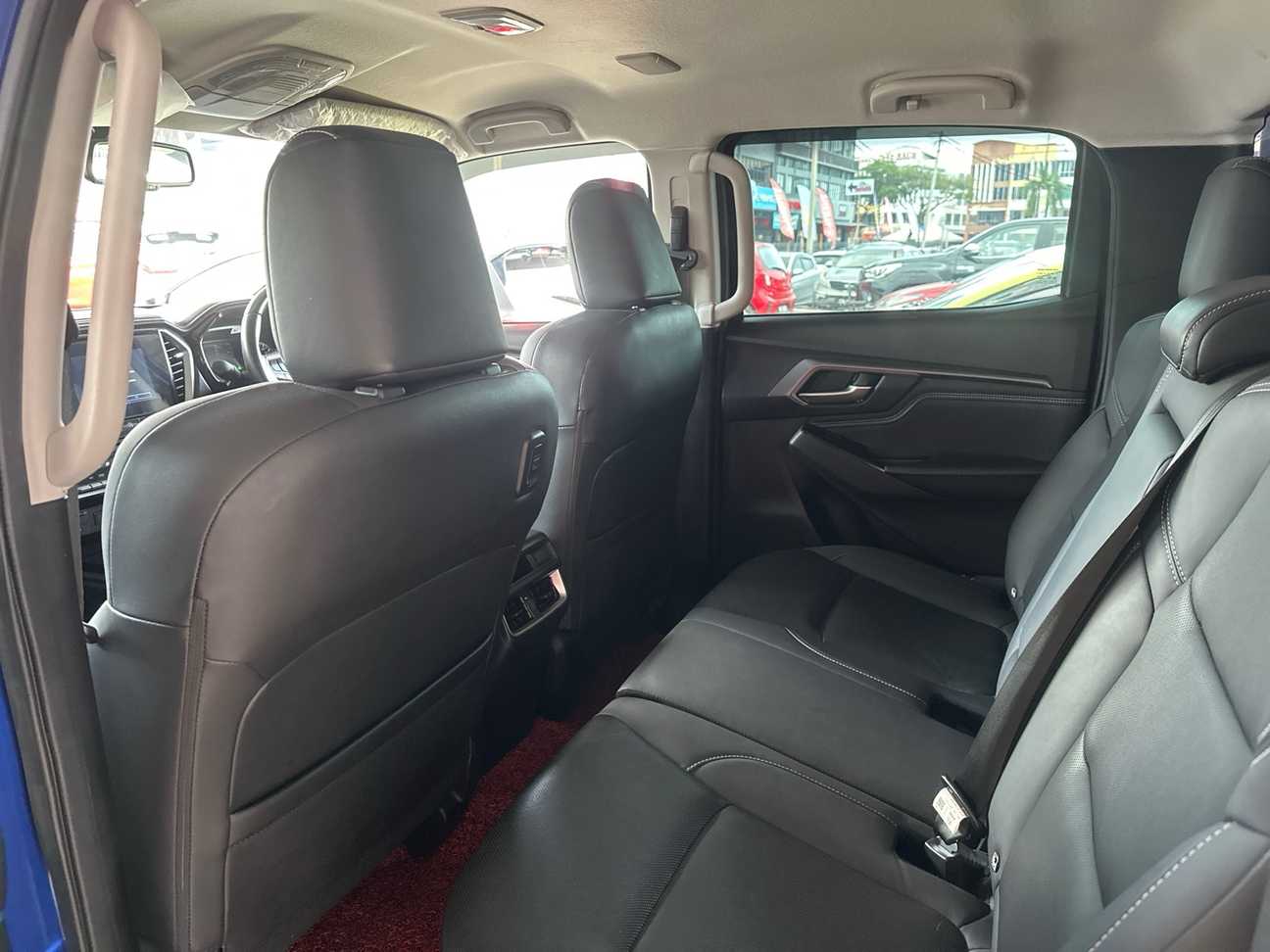 terpakai 2021 Isuzu D-Max Premium Dual Cab 1.9