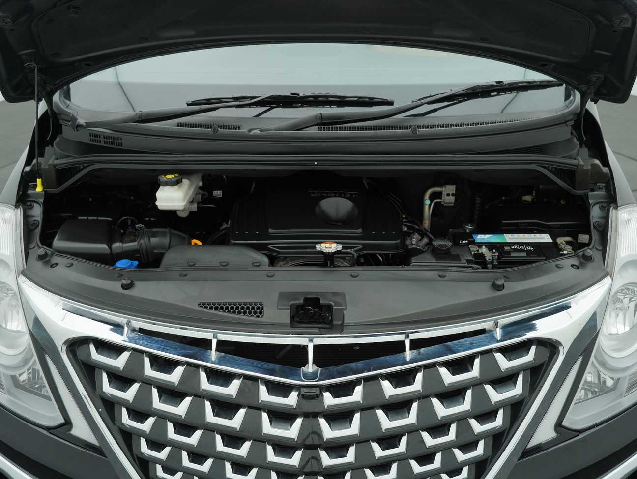 used 2018 Hyundai Grand Starex Royale 2.5