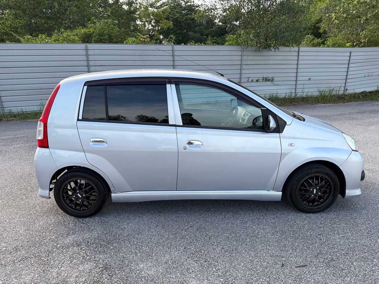 terpakai 2014 Perodua Viva EZ Elite 1.0