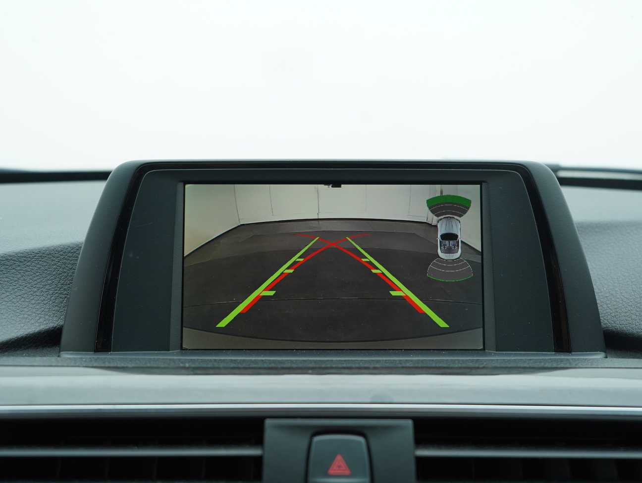 used 2016 BMW 318i Luxury 1.5