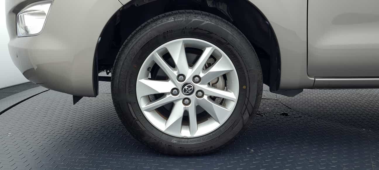 used 2018 Toyota INNOVA G 2.0